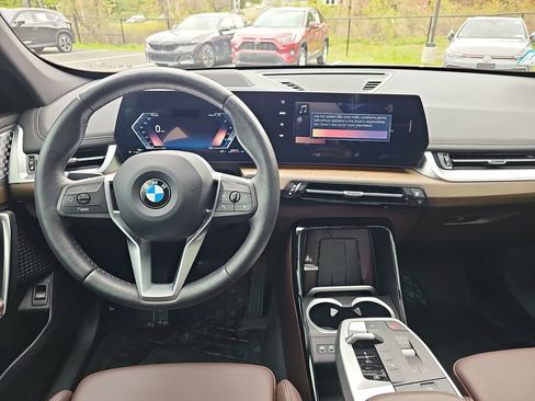 Certified 2025 BMW X1 xDrive28i w/ Premium Package AWD/4WD image 12