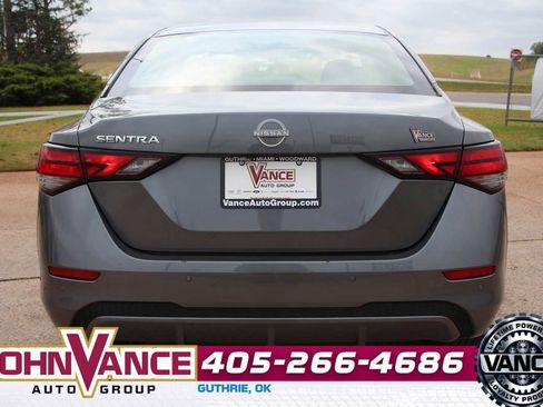Used 2025 Nissan Sentra S FWD image 8