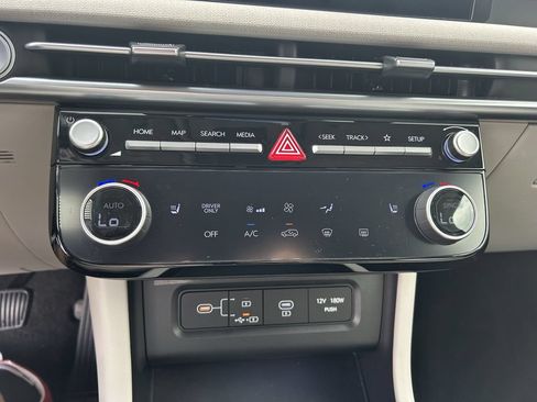 Certified 2025 Hyundai Tucson SEL AWD/4WD image 29