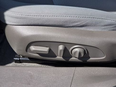 Used 2024 Chevrolet Malibu LT FWD image 19