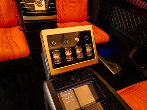 Used 2021 Mercedes-Benz Metris Passenger image 62