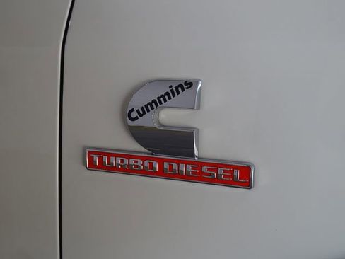 Used 2019 RAM 2500 Limited AWD/4WD image 46