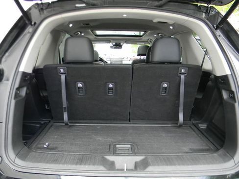 Used 2023 Honda Pilot Touring image 23