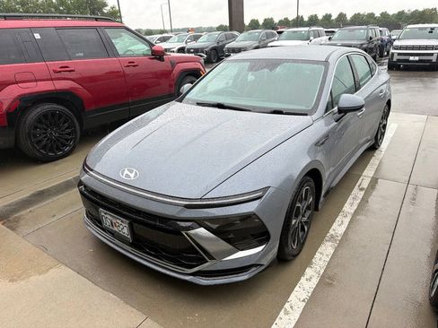 Used 2024 Hyundai Sonata SEL AWD/4WD image 1