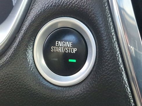 Used 2018 Chevrolet Traverse LT w/ LPO, Floor Liner Package image 22