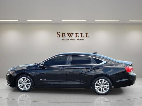 Used 2018 Chevrolet Impala LT w/ LT Convenience Package FWD image 2