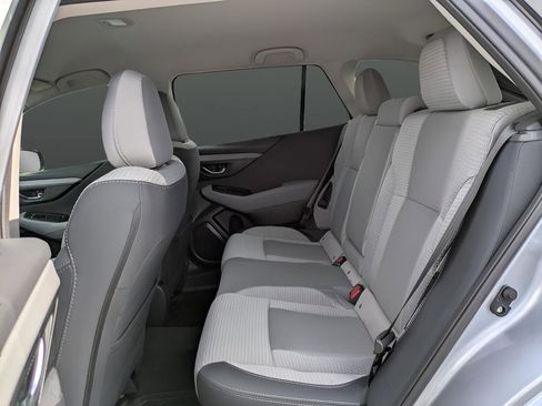 Certified 2025 Subaru Outback Premium AWD/4WD image 13