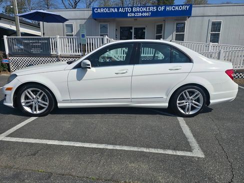 Used 2013 Mercedes-Benz C 250 Sedan image 3