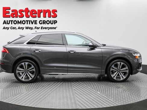 Used 2022 Audi Q8 Prestige w/ Prestige Package image 6