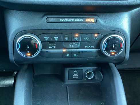 Used 2024 Ford Escape Active image 22