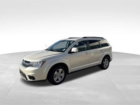 Used 2012 Dodge Journey SXT image 2