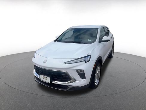 Used 2025 Buick Encore GX Preferred FWD image 7