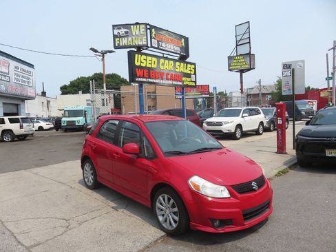 Used 2012 Suzuki SX4 Sportback FWD image 3