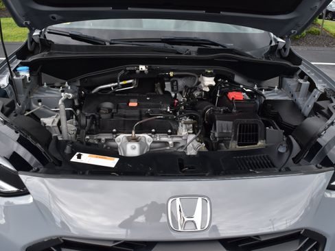 Certified 2024 Honda HR-V Sport image 8
