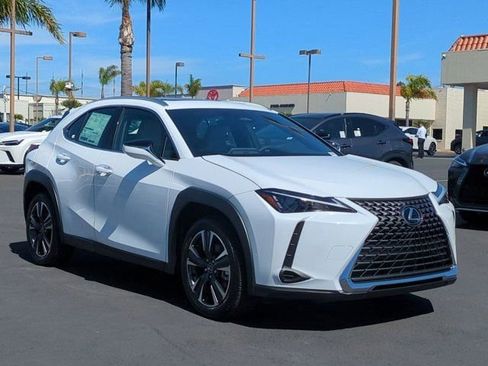 New 2026 Lexus UX 300h FWD image 3