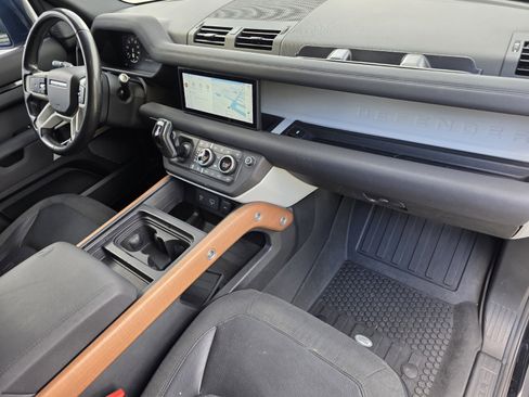 Used 2020 Land Rover Defender 110 S AWD/4WD image 27