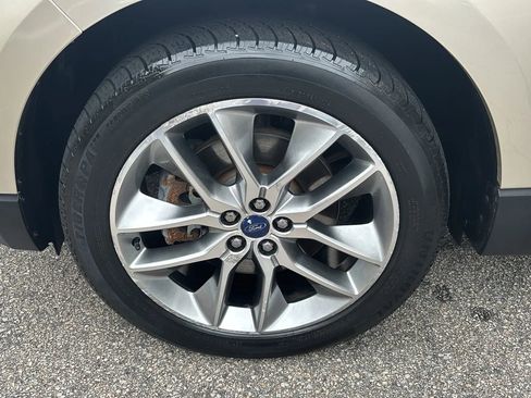 Used 2018 Ford Edge Titanium w/ Equipment Group 302A FWD image 25