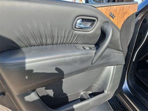 Used 2023 Nissan Armada SL image 23