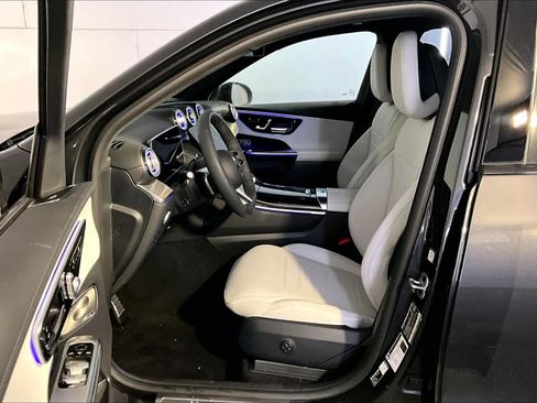 New 2026 Mercedes-Benz GLC 300 4MATIC image 13