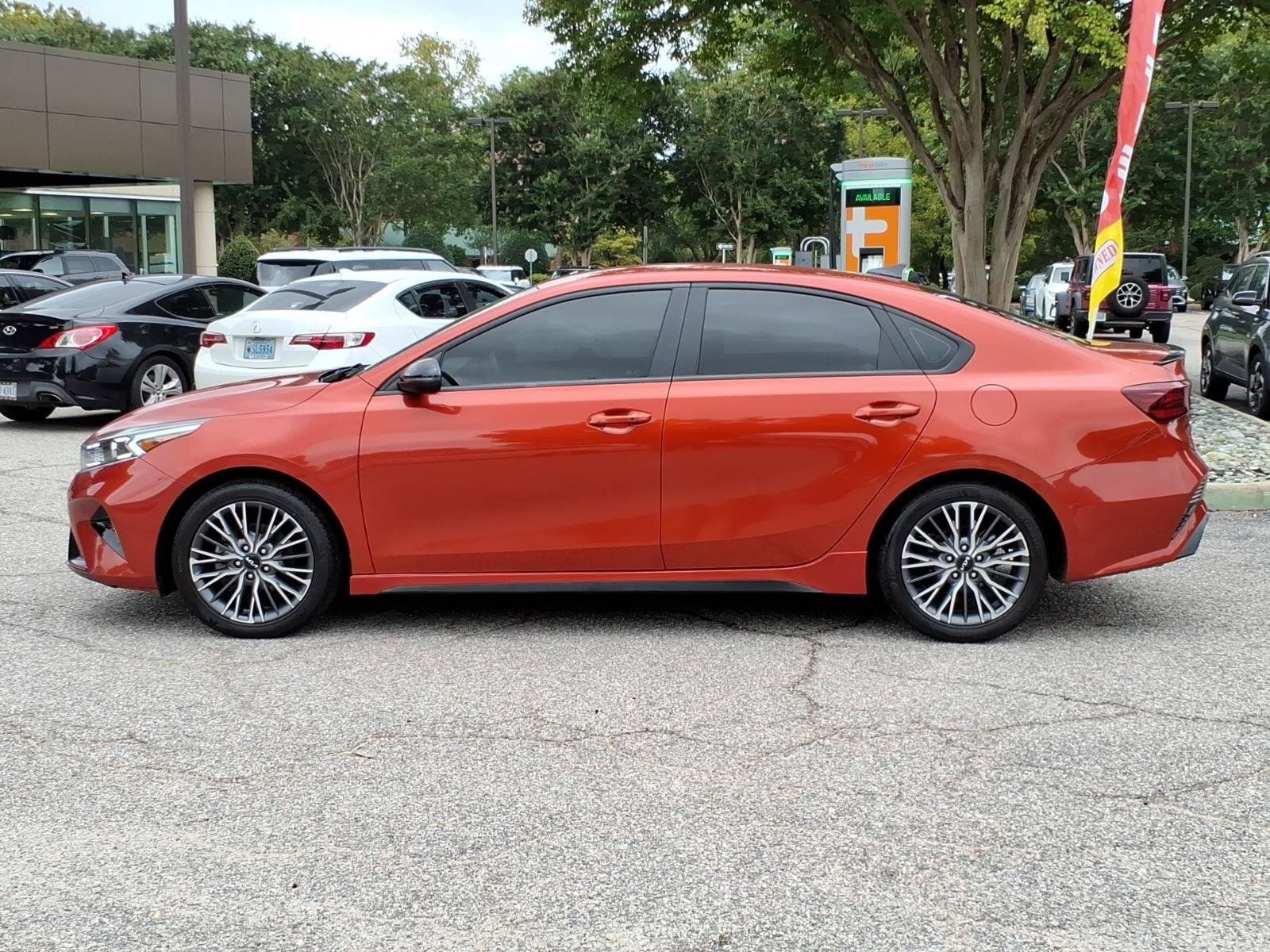 Used 2023 Kia Forte GT-Line FWD image 3