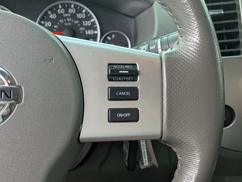 Used 2019 Nissan Frontier SL RWD image 25