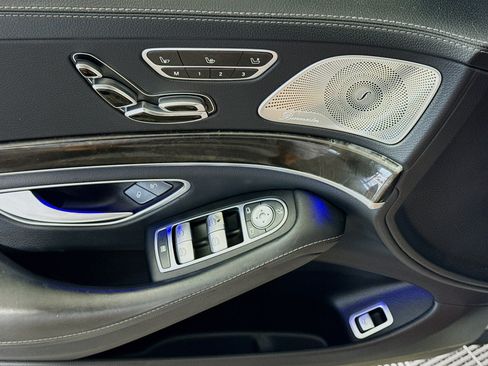 Used 2016 Mercedes-Benz S 550 Sedan image 24