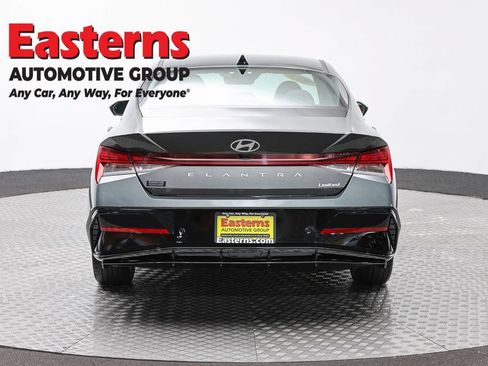 Used 2024 Hyundai Elantra Limited FWD image 6