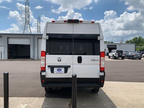 Used 2023 RAM ProMaster 2500 FWD image 4
