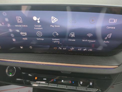 New 2025 Buick Envision Sport Touring image 21