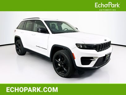 Used 2023 Jeep Grand Cherokee Altitude