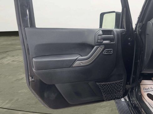 Used 2018 Jeep Wrangler Unlimited Sport S image 10