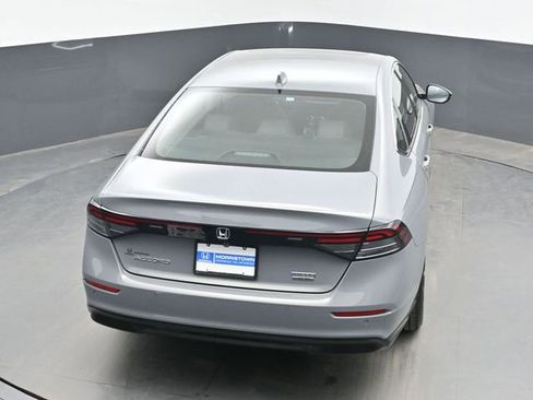 Certified 2025 Honda Accord Touring image 38