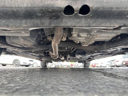 Used 2017 Toyota Sienna FWD image 18