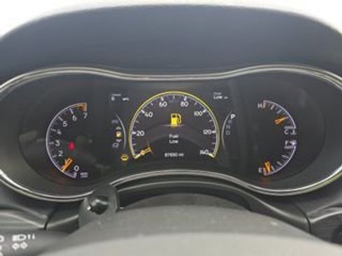 Used 2021 Jeep Grand Cherokee Laredo X RWD image 18