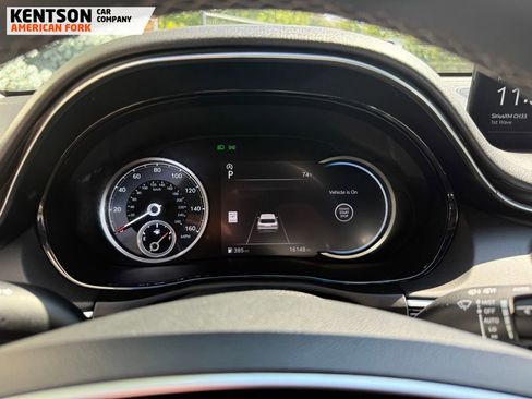 Used 2025 Genesis GV70 2.5T image 17