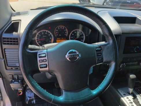 Used 2010 Nissan Titan SE w/ SE Value Truck Pkg AWD/4WD image 21