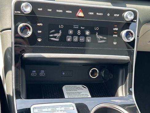 New 2027 Genesis GV80 2.5T AWD/4WD image 33