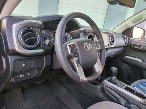 Certified 2023 Toyota Tacoma SR5 image 10