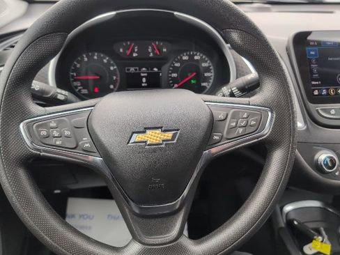 Used 2023 Chevrolet Malibu LT FWD image 20