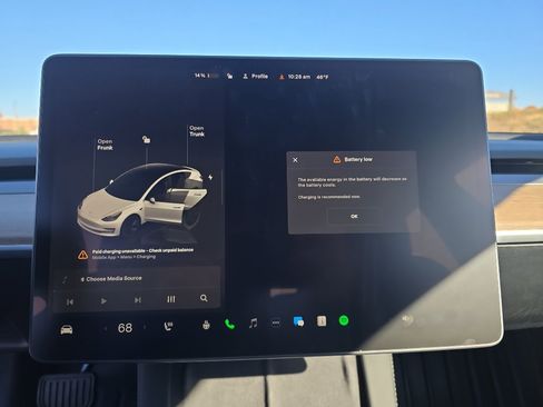 Used 2023 Tesla Model 3 Standard Range image 19