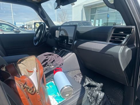 Used 2024 Lexus GX 550 w/ Accessory Package (Z1) image 9