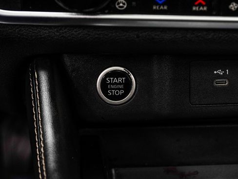 Used 2023 Nissan Rogue SL w/ SL Premium Package image 18