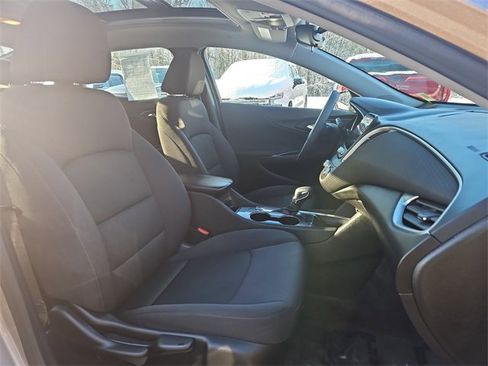 Certified 2023 Chevrolet Malibu LT image 28