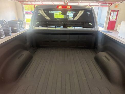 Used 2025 RAM 2500 Big Horn AWD/4WD image 23