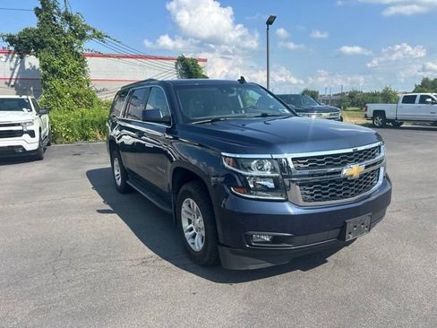 Used 2017 Chevrolet Tahoe LT AWD/4WD image 3