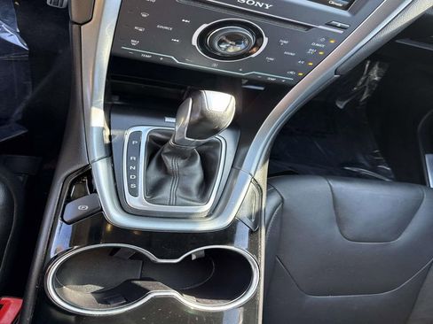 Used 2014 Ford Fusion Titanium image 28