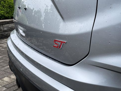 Used 2020 Ford Edge ST w/ Equipment Group 401A AWD/4WD image 11