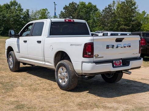 New 2026 RAM 2500 Big Horn AWD/4WD image 5