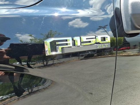Used 2018 Ford F150 XLT w/ Equipment Group 302A Luxury AWD/4WD image 5