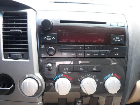 Used 2012 Toyota Tundra 2WD Double Cab image 26